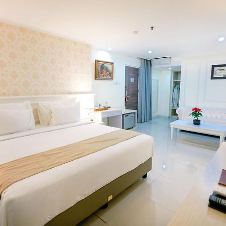 The Cube Hotel Malioboro, Azana Hotels Collection Yogyakarta Exterior foto