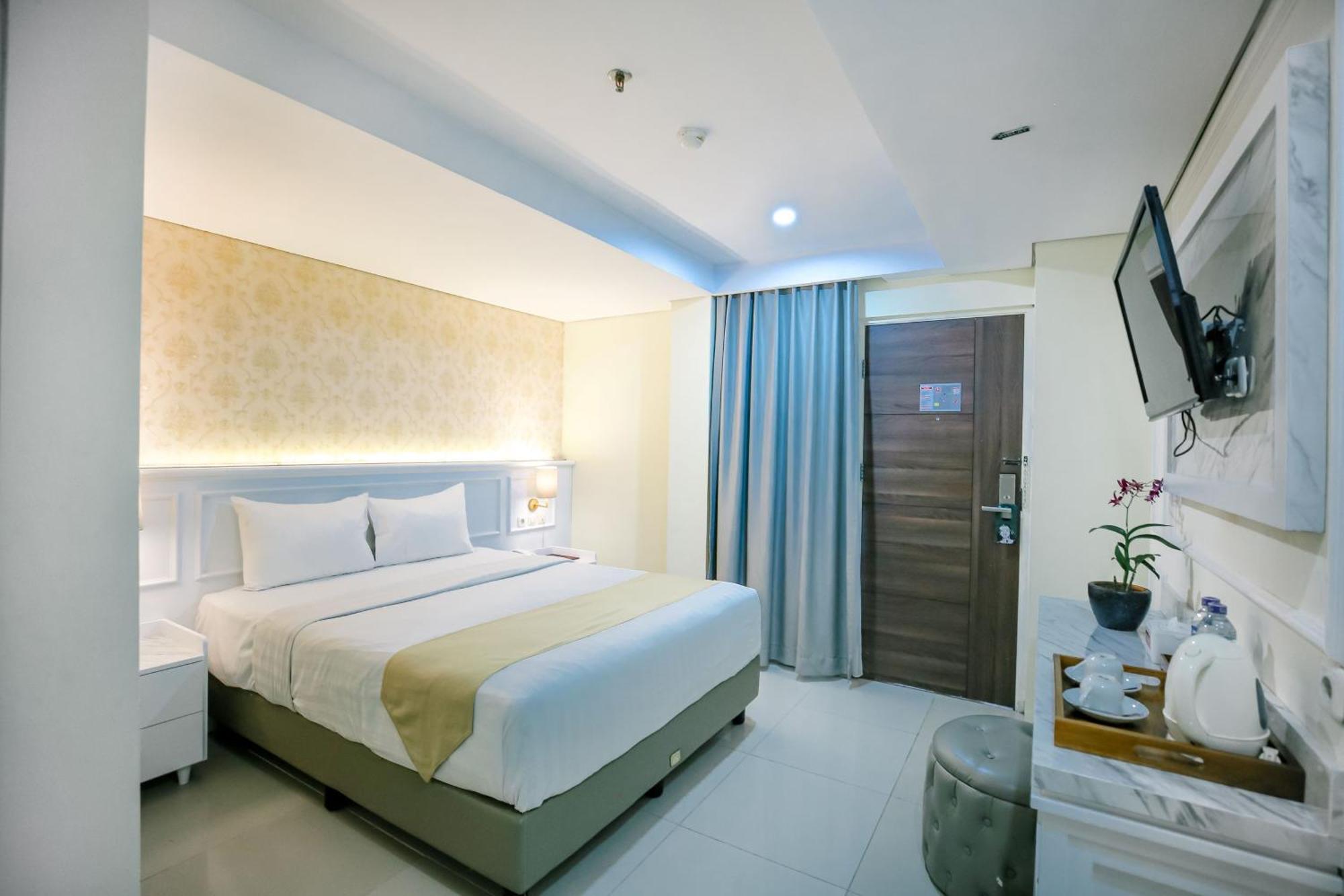 The Cube Hotel Malioboro, Azana Hotels Collection Yogyakarta Exterior foto