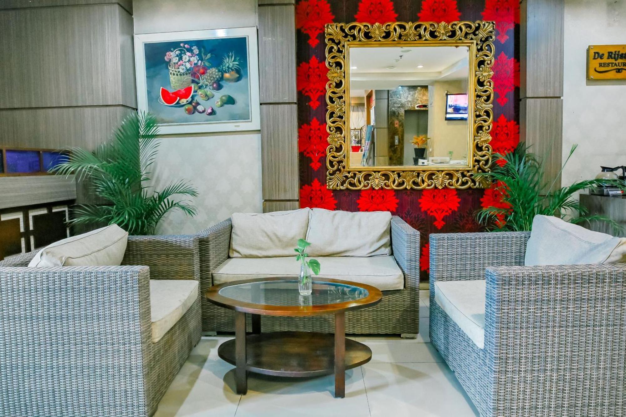The Cube Hotel Malioboro, Azana Hotels Collection Yogyakarta Exterior foto